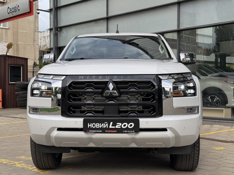 L200